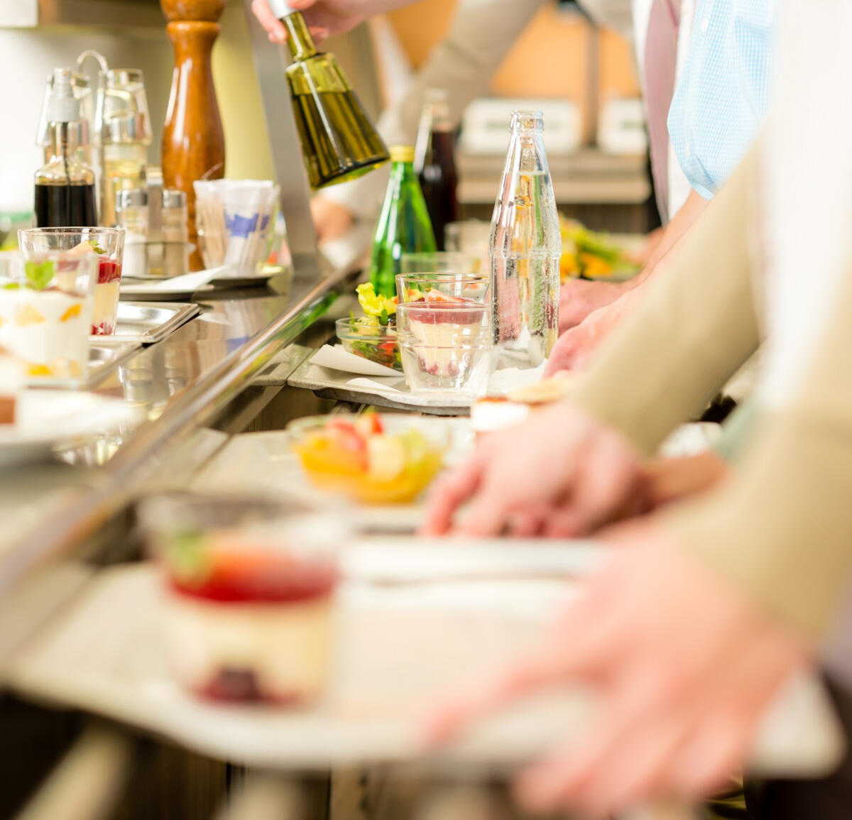 Lanuvio, borracce e Doggy Bag antispreco nelle mense scolastiche. - 