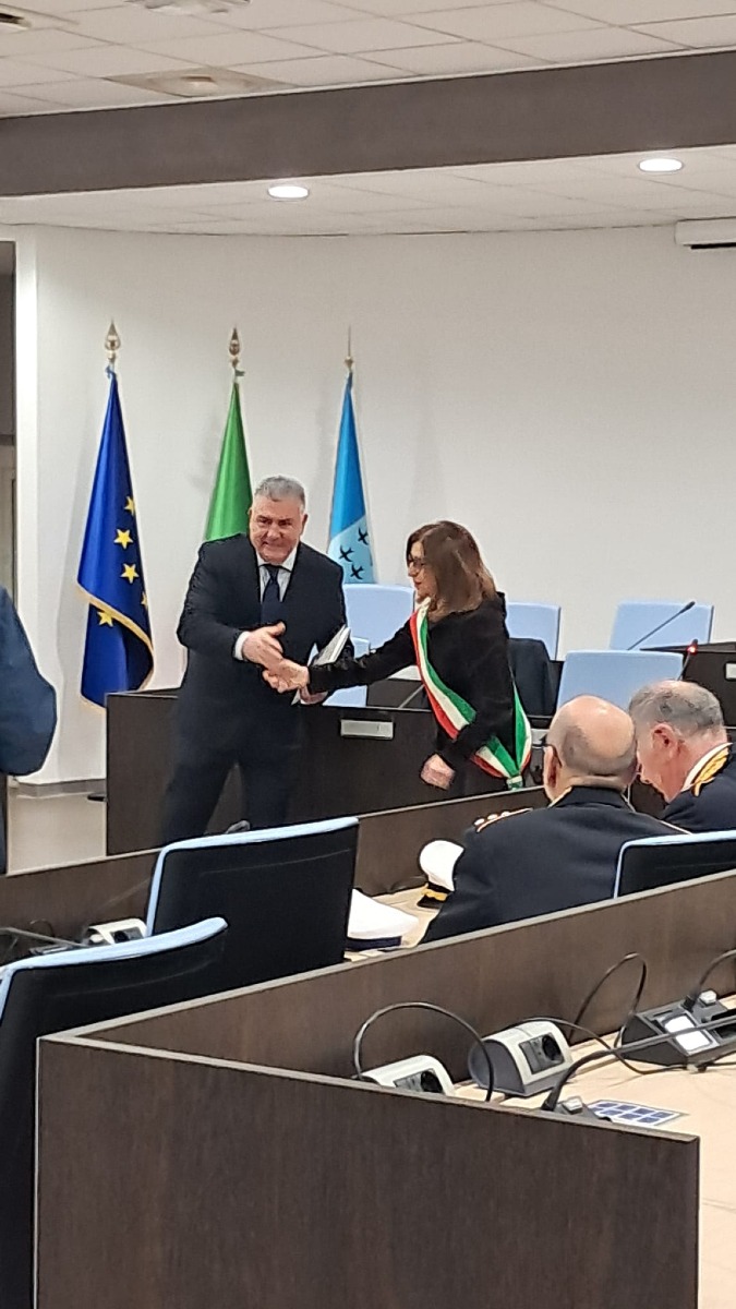 Attestato di benemerenza per sei dipendenti del Comune di Aprilia 