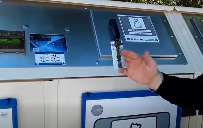 Isola ecologica informatizzata