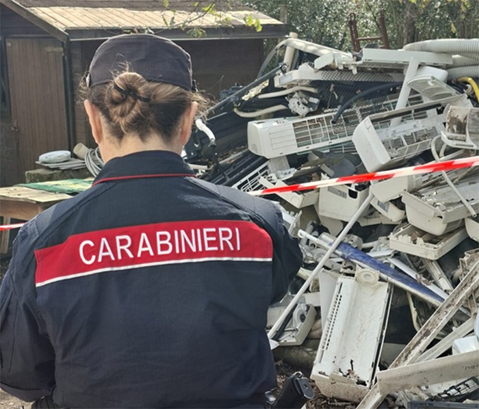 Carabinieri di San Felice Circeo - la discarica sequestrata