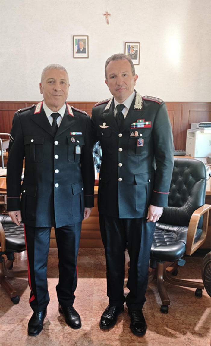 il Maresciallo Mauro Di Manno assieme al Colonnello Christian Angelillo