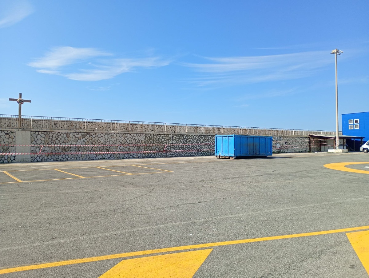 Anzio Porto - rimosse tonnellate di rifiuti