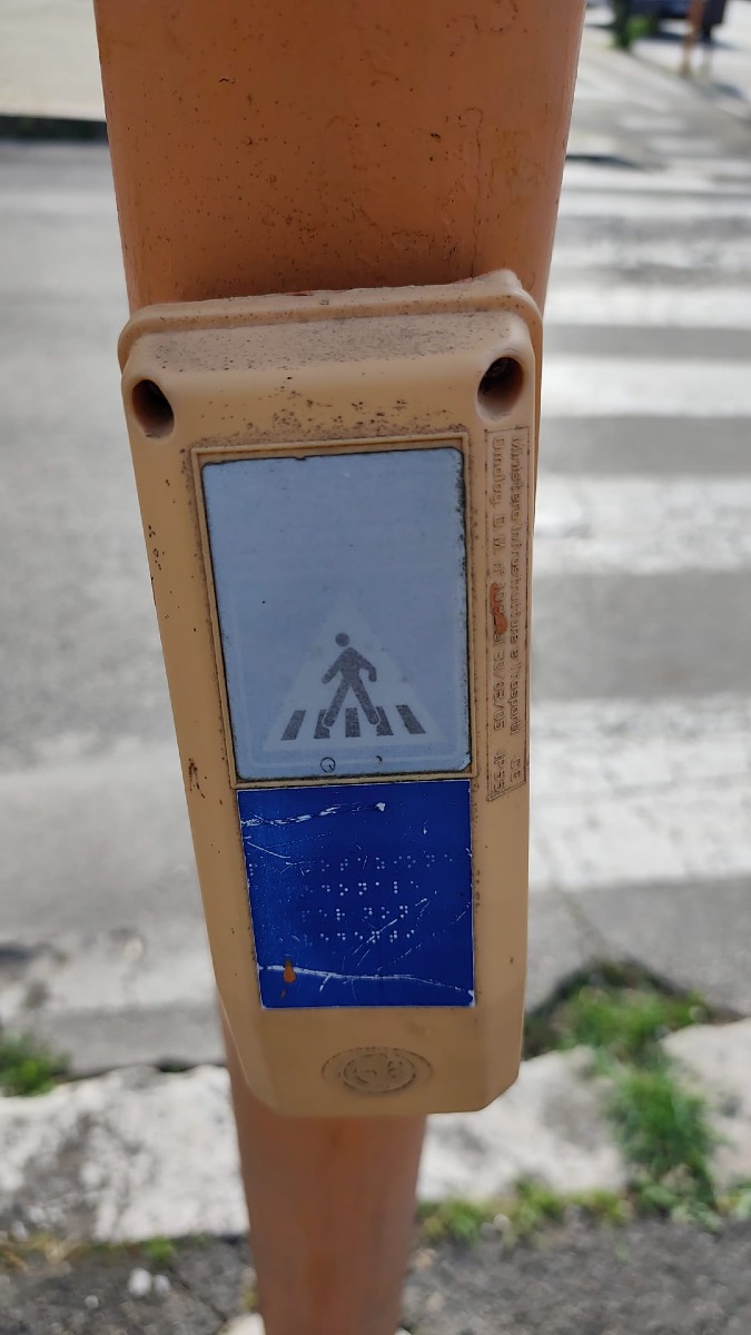 Aprilia - semaforo tra via Matteotti e via Nettunense 