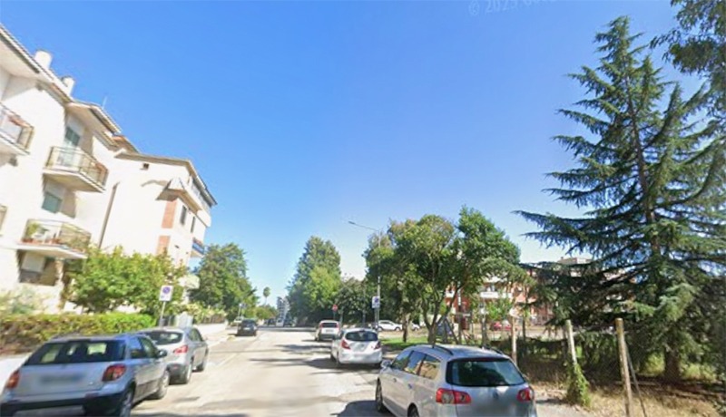 Aprilia, via IV Novembre