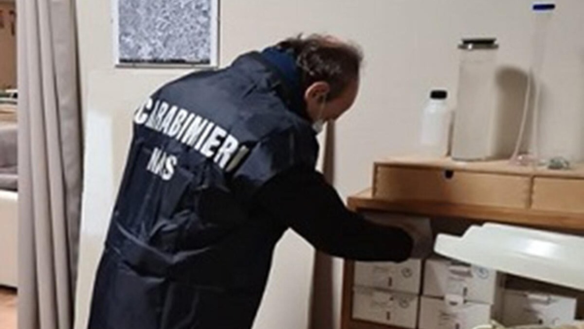 I centri estetici di Latina nella lente dei Carabinieri del Nas. Sospesa un’attività. - 
