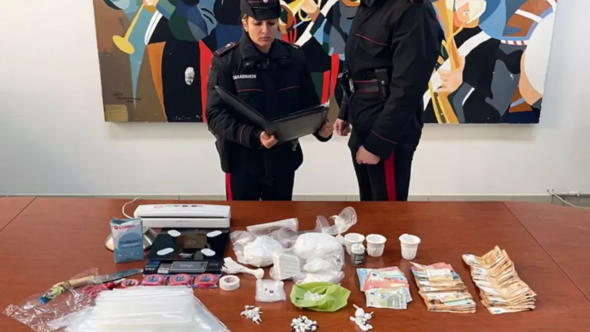 Aprilia - 1 kg di droga e 10mila euro, 30enne resta in carcere - 