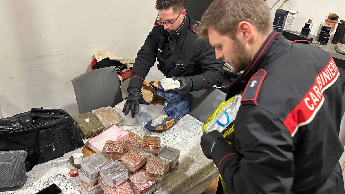 13 arresti all’alba nella Capitale. In manette uno storico esponente della “banda della Magliana”. - 