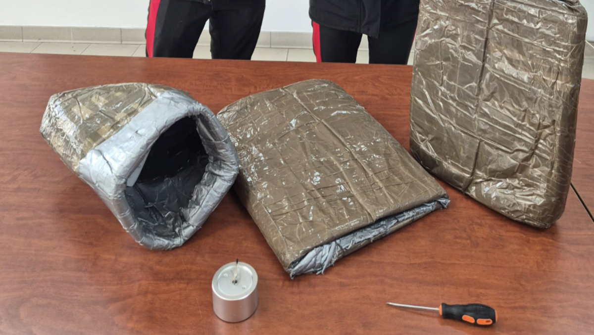 Arrestati ad Aprilia, in tre avevano rubato vestiti griffati da un negozio di Anzio. - 