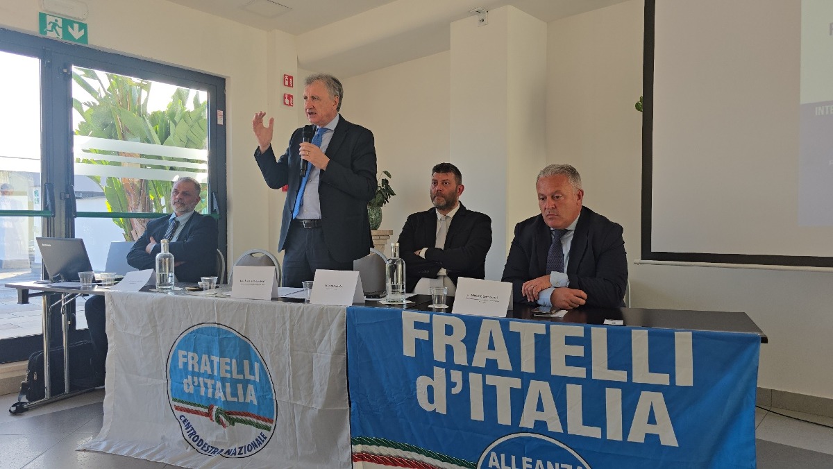 Aprilia - Insulti social, FdI: "Stop allo shitstorming, al via le denunce" - 