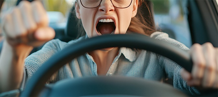 Guidava con la patente scaduta da 12 anni. - 