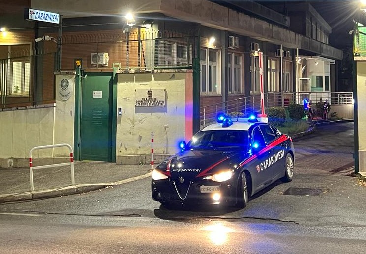 Velletri, gambizzato in strada in piena notte. - 