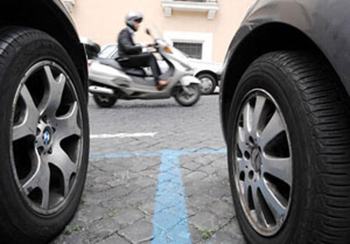 Cisterna, via libera al nuovo regolamento sul piano sosta. - 