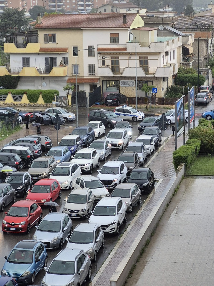 Via Amburgo Aprilia - situazione traffico