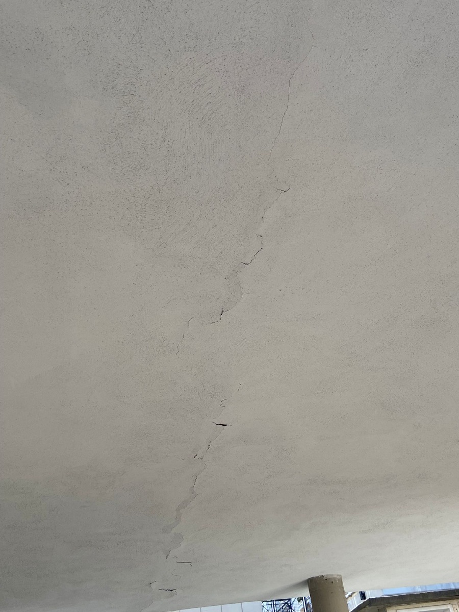 Infiltrazioni al Cimitero di Aprilia