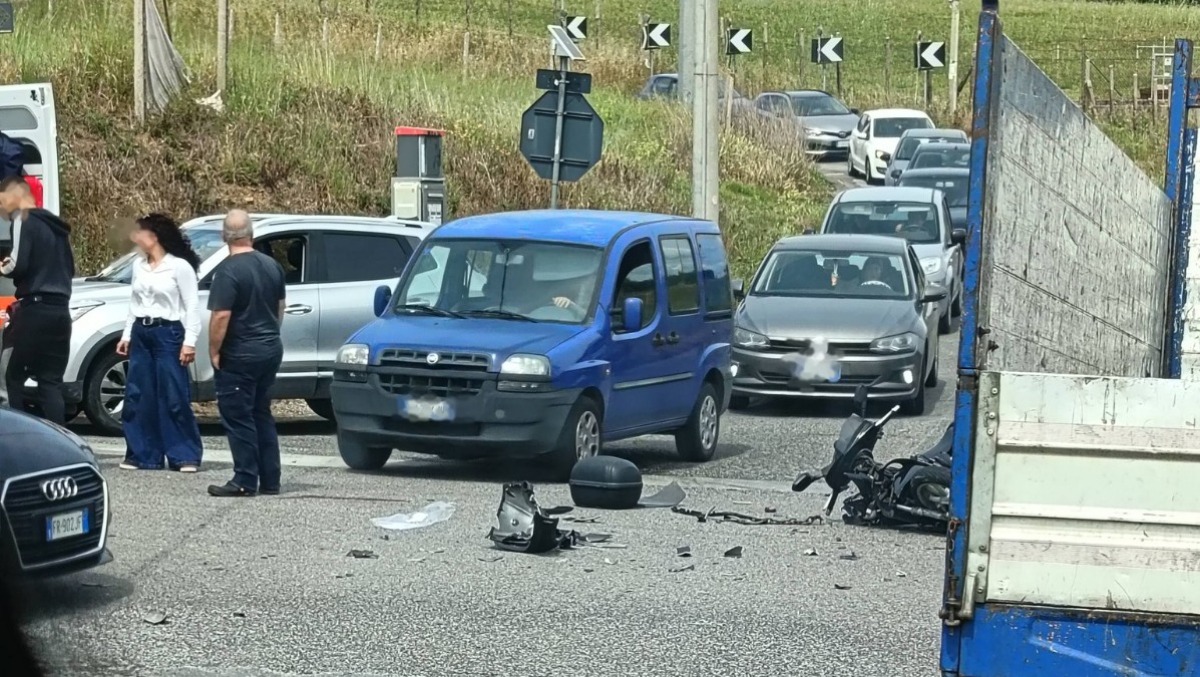 Incidente sulla Pontina Vecchia, rallentamenti - 