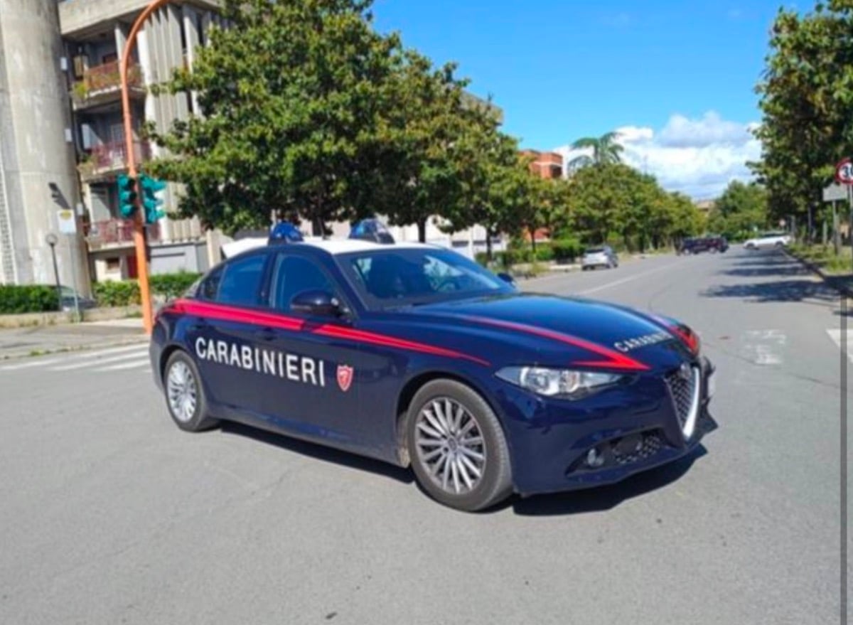APRILIA - SETTE SPARI IN VIA NERONE, INTIMIDAZIONI SENZA FINE - 