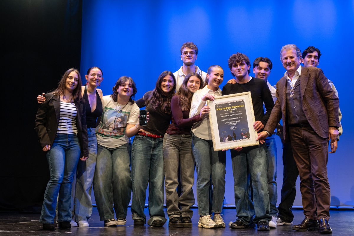Velletri - Palio Teatrale Studentesco, primo premio al "Foscolo" di Albano - 