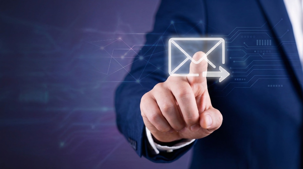 Come capire immediatamente se qualcuno sta spiando le vostre conversazioni digitali - 