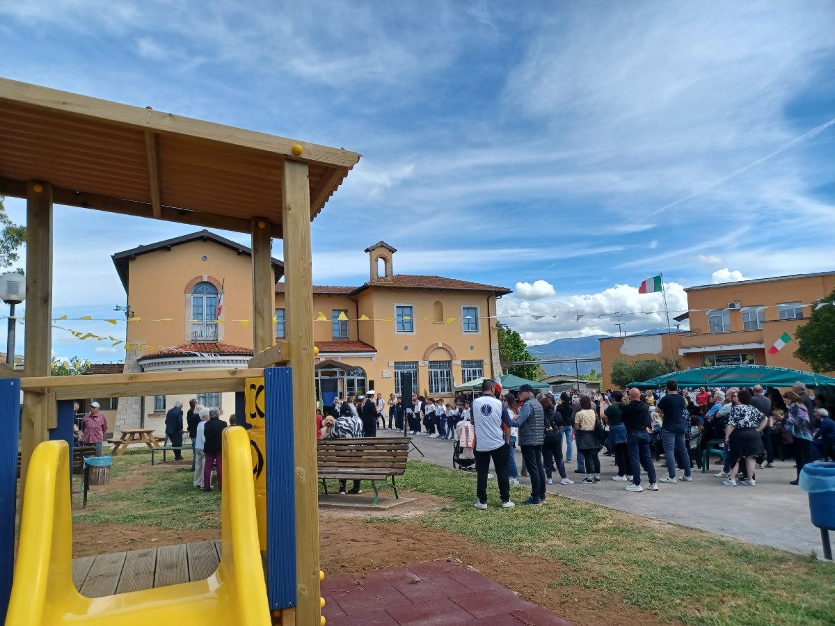 Borgo San Michele, inaugurato il parco giochi intitolato a San Carlo Acutis - 