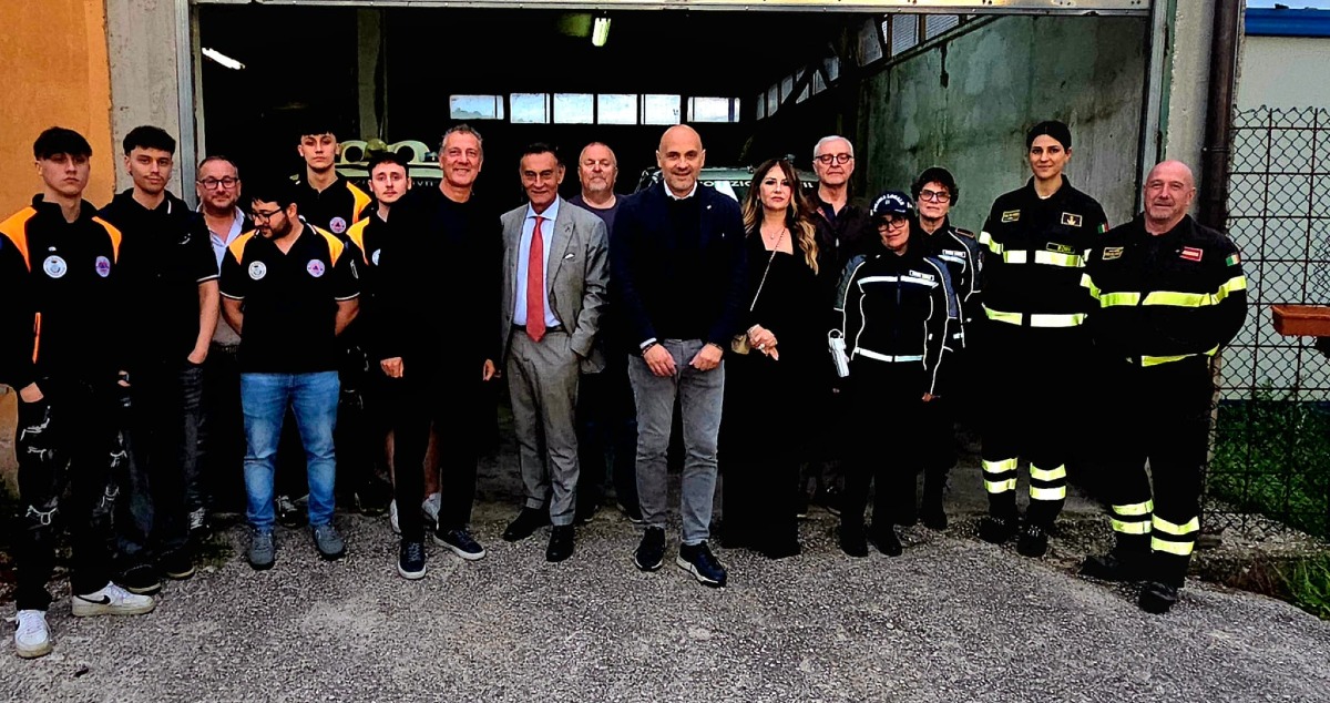 Ad Ariccia un nuovo distaccamento volontario dei Vigili del Fuoco. Visita del Sottosegretario Prisco. - 