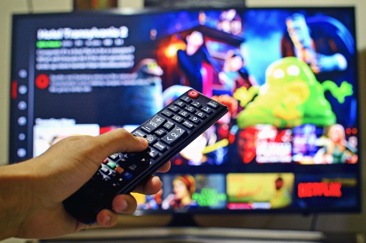 “Tutto chiaro”, operazione contro la pirateria audiovisiva: perquisizioni e sequestri in tutta Italia. - 