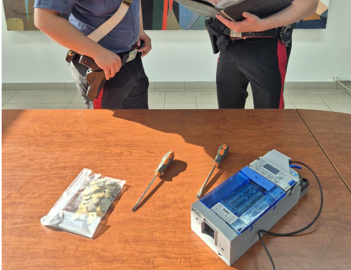 Aprilia - Furto in un'attività commerciale sulla Pontina, 3 arresti - 