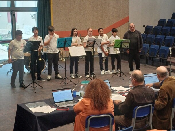 ensemble di trombe delle classi 1-2-3 G 