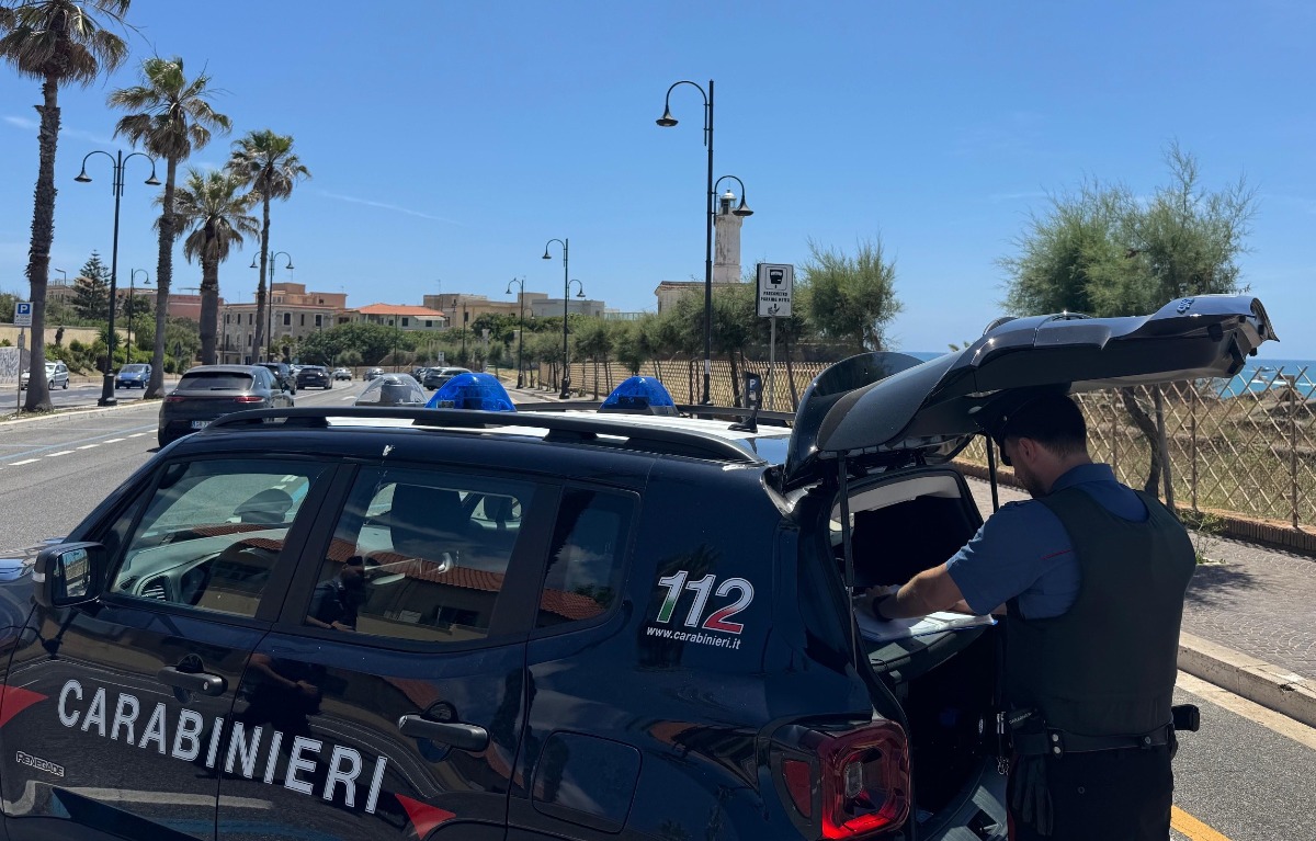 Controlli tra Anzio e Nettuno, 68 persone fermate e 32 veicoli ispezionati - 
