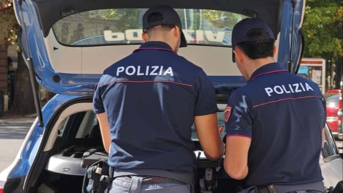 Frode internazionale da 60 milioni: la Polizia arresta una collaboratrice dei vertici del clan.  - 