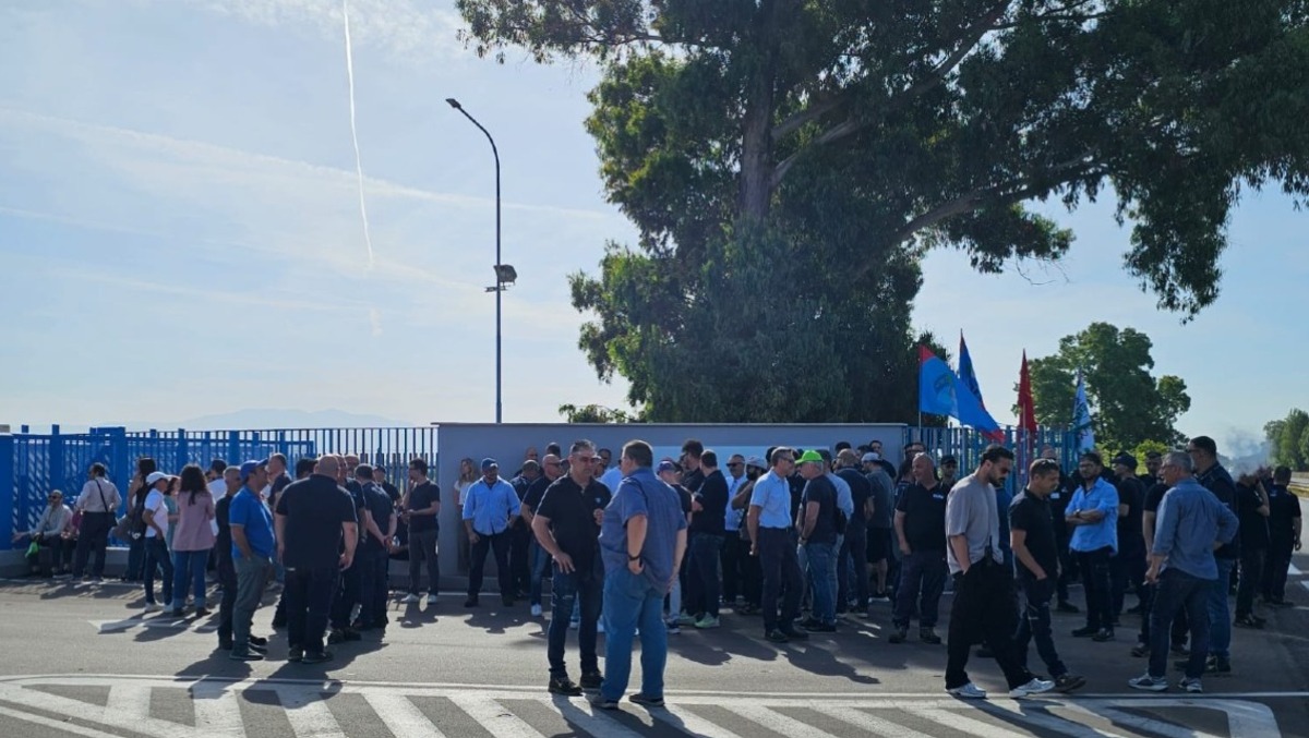 Scioperano ancora i dipendenti della Kes Italy di Aprilia, la ex Koch Glitsch. - 