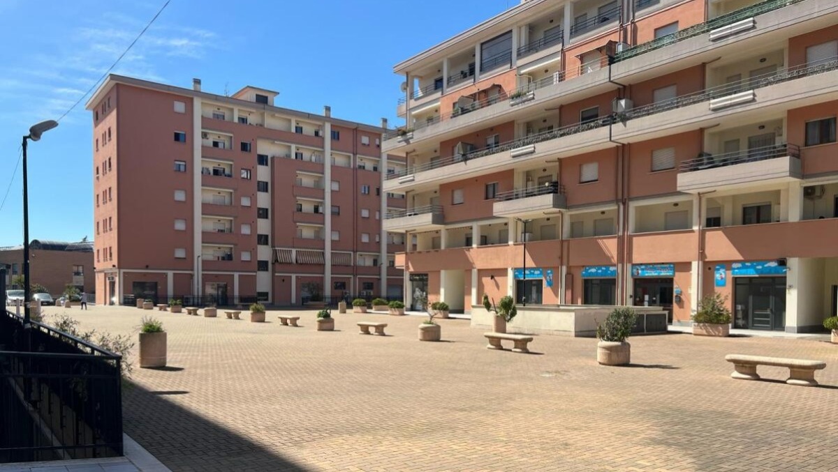 Aprilia, la baby gang torna in azione. La Polizia ferma un minore e recupera una scacciacani. - 