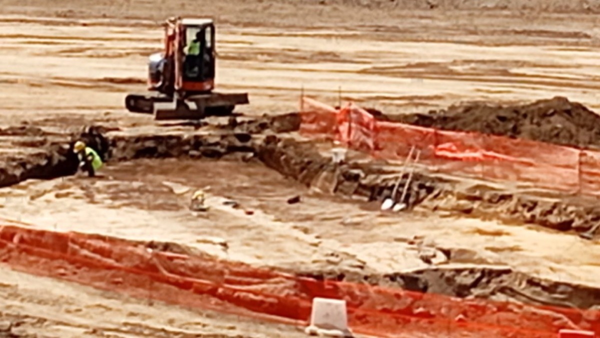 Una strada romana riaffiora dal cantiere per l’inceneritore di Santa Palomba. - 