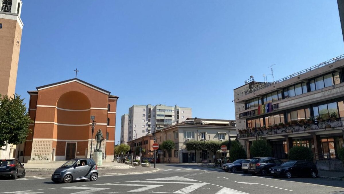 Due sorelle di Aprilia costrette a vivere in strada. Presentata un'interrogazione alla Camera. - 
