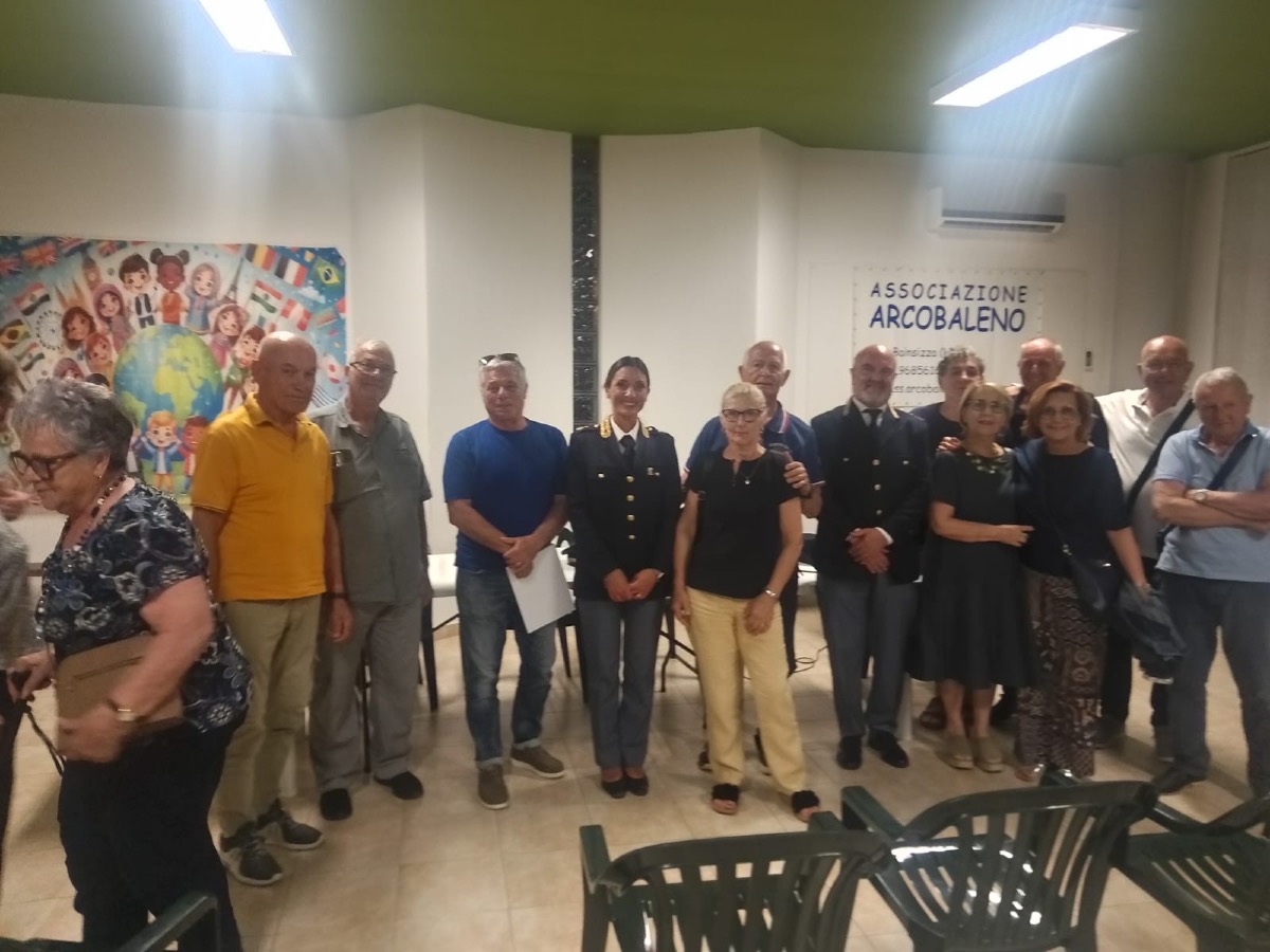 Borgo Bainsizza, Polizia di Stato e cittadini insieme contro le truffe agli anziani - 