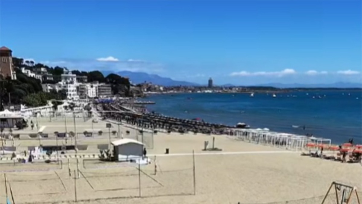 Cadavere in mare ad Anzio, sulla Riviera Zanardelli. E' un uomo del posto. - 