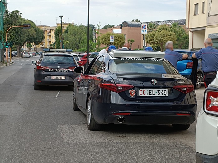 Spari in via Costantino ad Aprilia