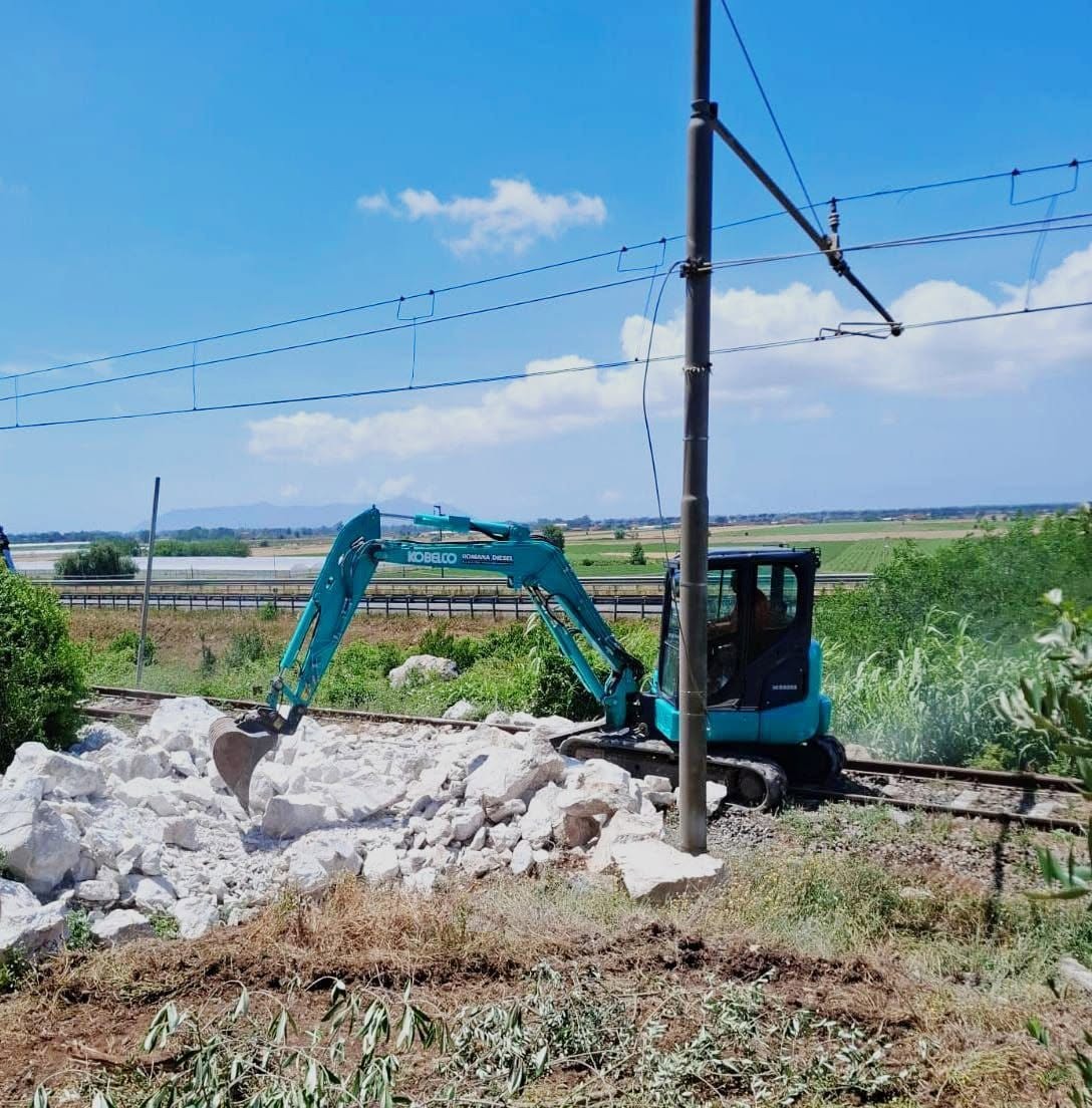 Terracina demolizione masso Monte Cucca