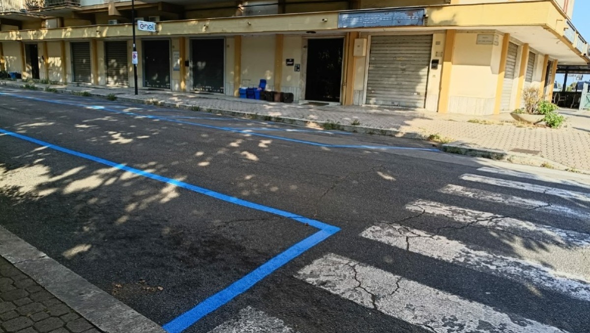 Stangata parcheggi ad Aprilia: oggi l'assemblea pubblica del centrosinistra al Grattacielo. - 