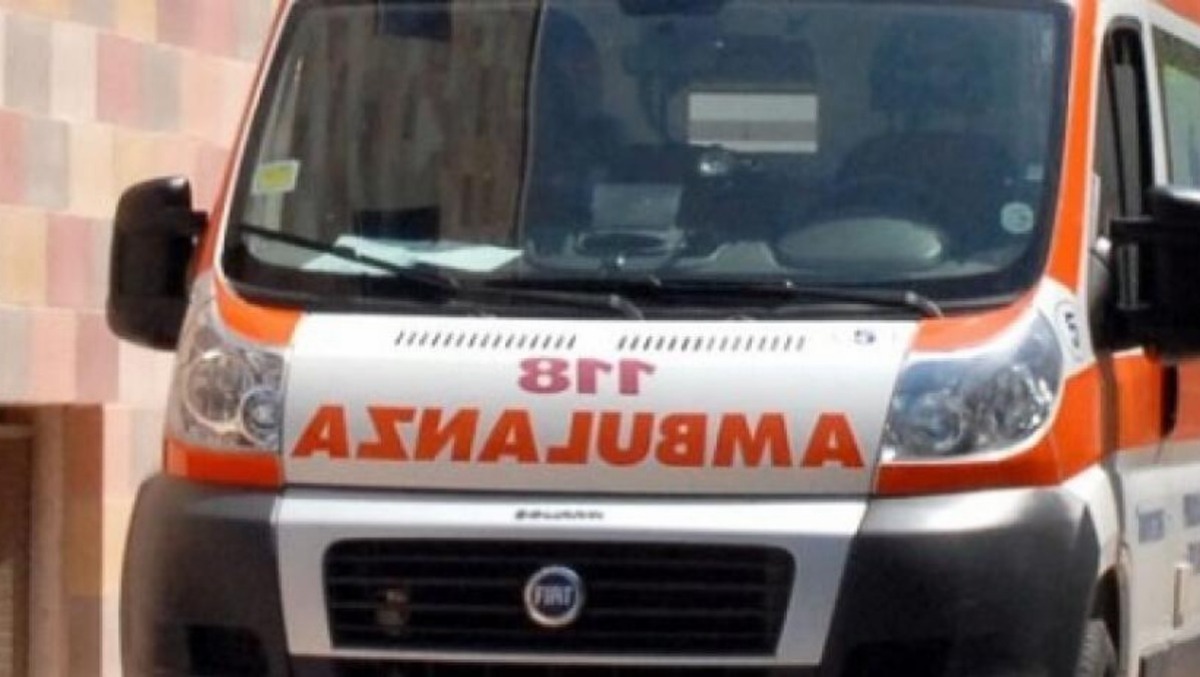 Aprilia, incidente in una farmaceutica: dipendente ustionata dall'acido. - 