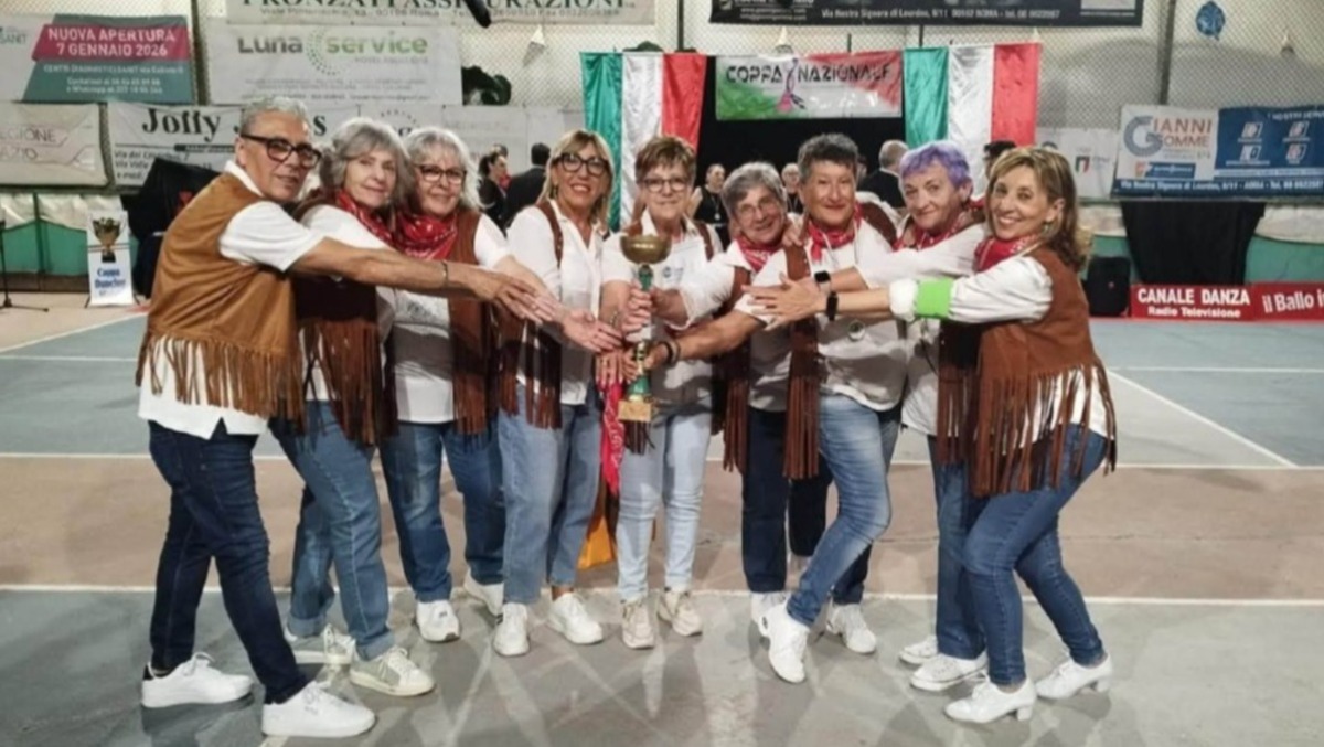 I “ragazzi” del Centro Anziani di Cecchina si prendono il primo posto a Rimini ai campionati di danza. - 