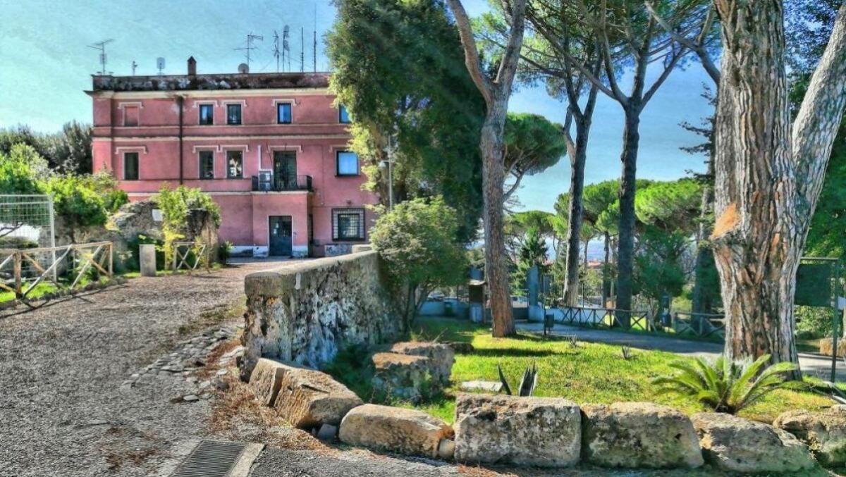Chi vuole gestire un bar in una villa storica? Il Comune Lanuvio lancia la sfida. - 
