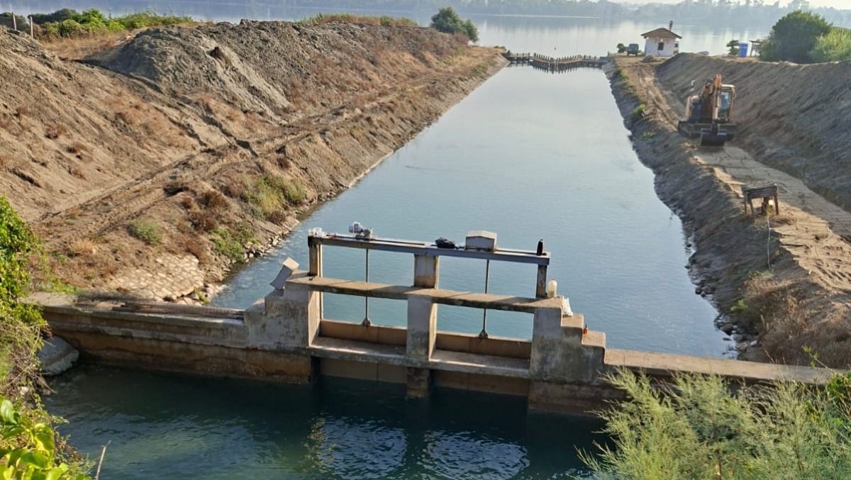Latina - Foce del Duca, conclusi gli interventi di disostruzione sul Lago di Fogliano - 