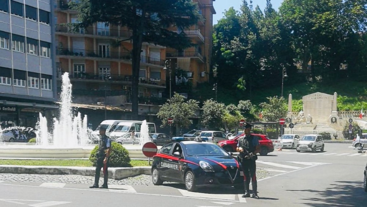 Velletri, finto Carabiniere tenta di truffare un 77enne: la figlia chiama il 112. - 