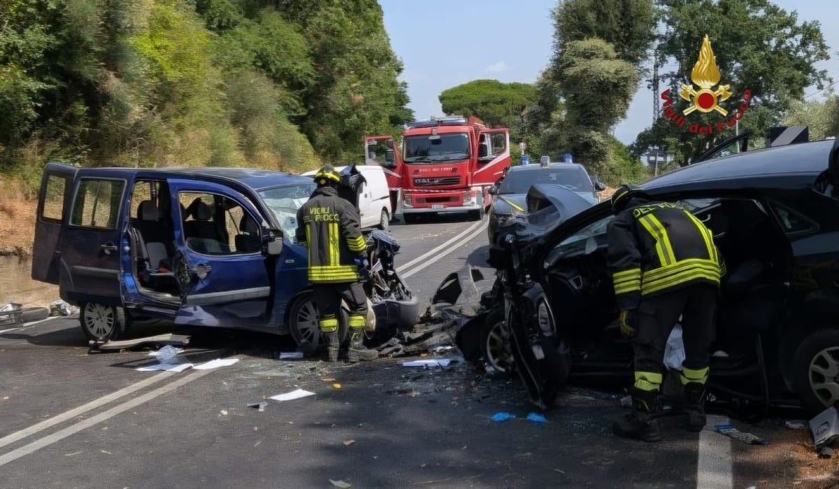 Mortale sull'Appia a Velletri, muore 64enne di Genzano. Due feriti gravi