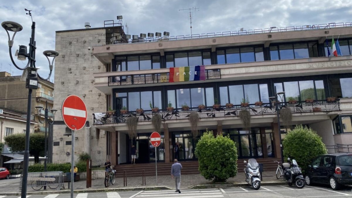 Aprilia, caso Terribili: la proroga al dirigente indagato finisce in Parlamento. - 