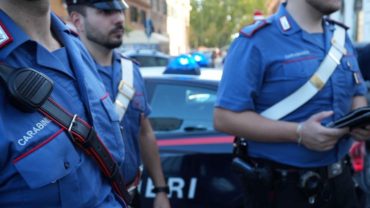 Ardea, usura ed estorsione ai danni di una pensionata: i Carabinieri incastrano lo strozzino. - 