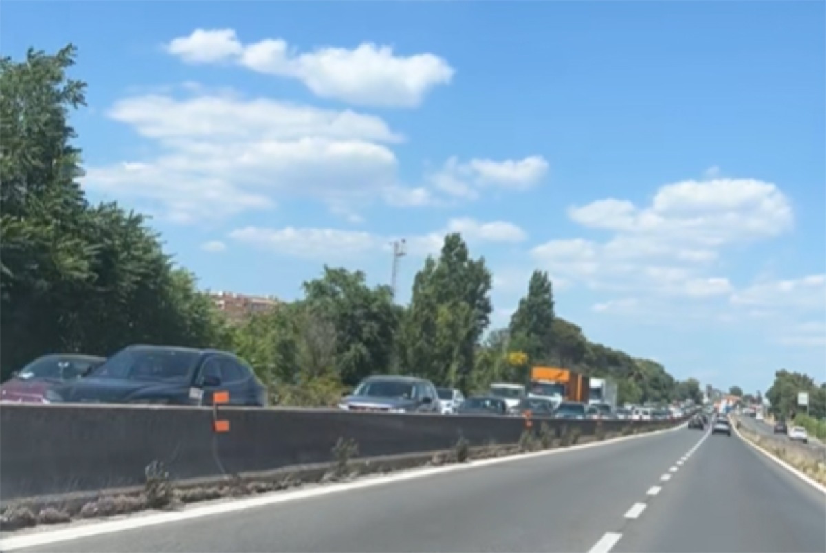 Pontina, pomeriggio rovente: oltre 10 km di fila verso Latina - 