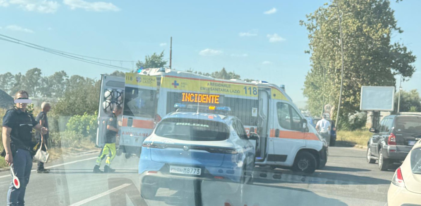 Aprilia - Incidente sulla via Nettunense, un ferito - 