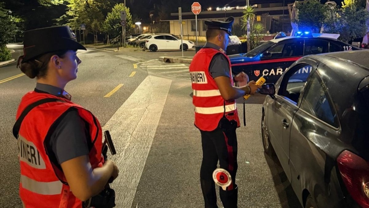 Movida fuorilegge ai Castelli Romani: 5 denunce e sequestri nel blitz notturno dei Carabinieri. - 
