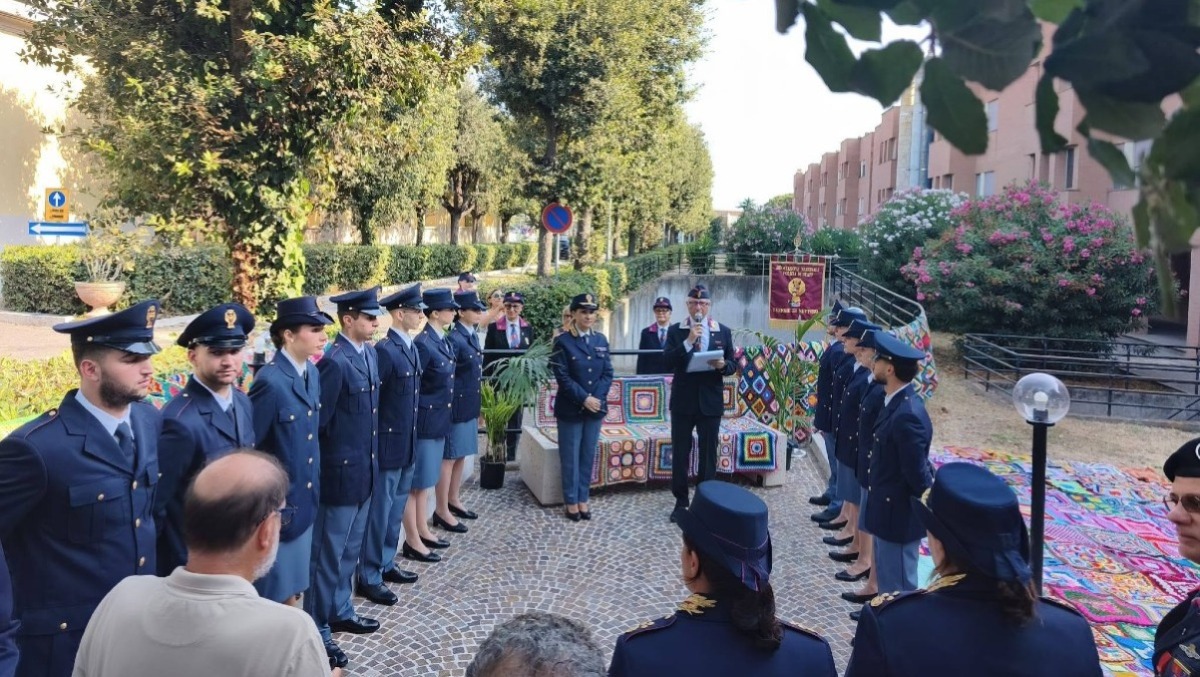 Inaugurata all'Istituto per Ispettori di Nettuno la Panchina Rossa: l’impegno congiunto di ANPS e Lions Club. - 